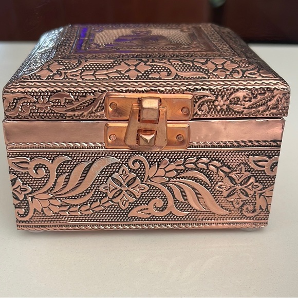 New Handcrafted In India Small Jewelry Box - Picture 5 of 12